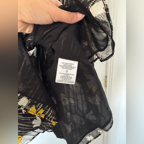 Joie silk wrap floral Karmel long sleeve top size XS - Picture 6 of 10